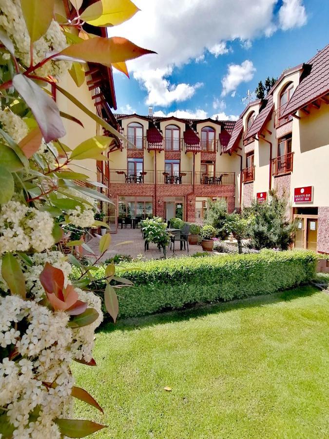 Jolán Pension&Restaurant Cicov Esterno foto